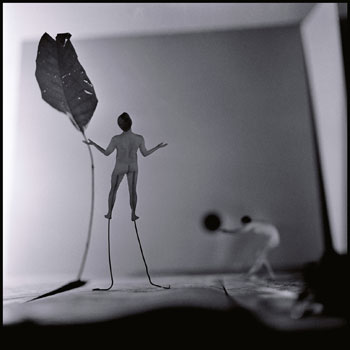 Einen Moment bitte ...