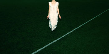 Einen Moment bitte ...