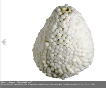 Einen Moment bitte ...